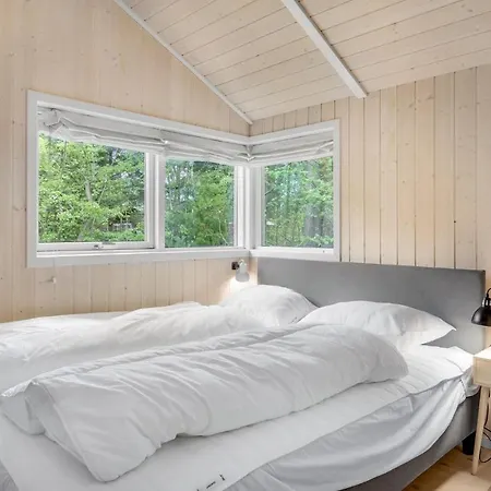 Ferienhaus Beautiful In With Wifi *