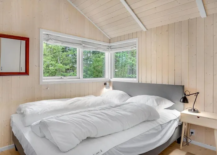 Vakantiehuis Beautiful In With Wifi *